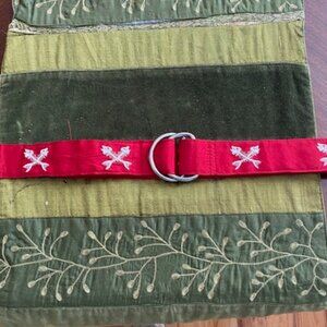 Vineyard Vines Womens Adjustable Red Fish Skeleton Embroidered Belt Preppy Small
